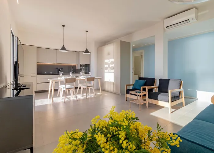 Zaffiro Attico Sanremo- Stunning View Terrace شقة سانريمو