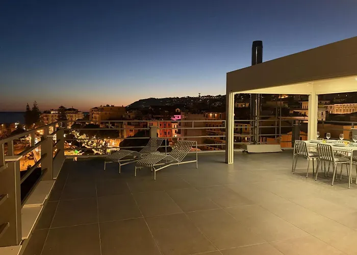 Zaffiro Attico Sanremo- Stunning View Terrace شقة *